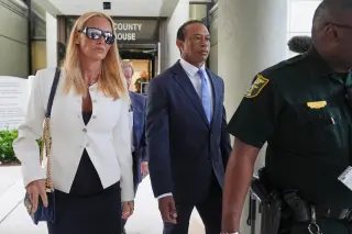 Tiger Woods takes DUI plea deal in Florida case; license suspended for five years