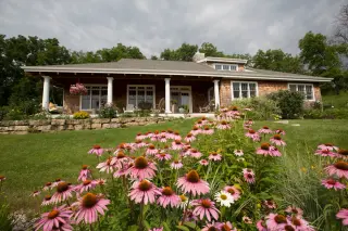 May Existing-Home Sales Rise 3.2% as Inventory Edges Up