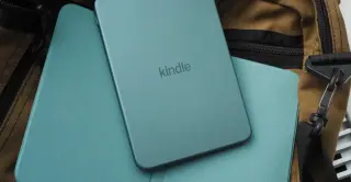 Amazon Unveils Thinner, Colorful Kindles with New Aluminum Options and Physical Page-Turn Accessories