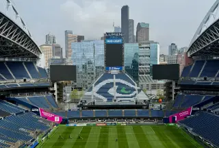 Khosla Family Finalizes Seahawks Sale with 12 Limited Partners, Including Local Tech Leaders