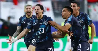 Ten-man Paraguay deny Turkiye 1-0 to knock them out of World Cup 2026