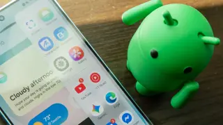Edge Panels: Samsung’s hidden Android multitask bar you should enable first