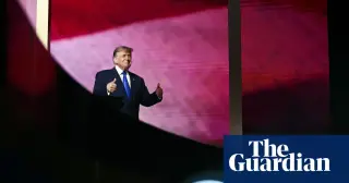 Trump’s $5,000 dividend pledge sparks bribery debate as midterms loom