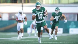 Vikings add two undrafted WRs to roster, waive one