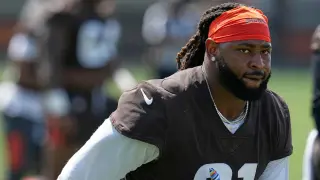 Browns’ Wright IR, Barnett signed as NFL roundup flags preseason moves