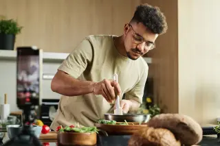 Millennial Men Are Redefining Domestic Roles by Taking Over the Kitchen