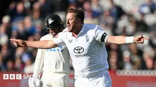 Robinson's Lord's comeback sparks England's pace revival