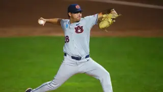 Auburn forces a winner-take-all regional finale with an 8-1 win over Milwaukee