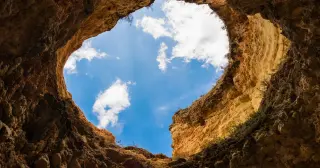 12 Kilometers Deep: What the Kola Borehole Revealed About Earth's Crust