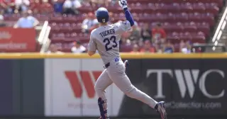 Dodgers clinch NL West, chase historic three-peat