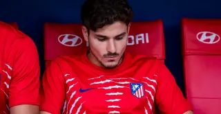 Barça press on with Julián Álvarez bid as Atlético stands firm