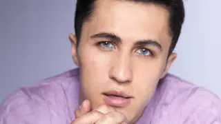 From rock bottom to real talk: Chris Olsen opens up about addiction and TikTok fame