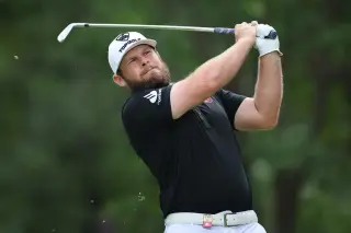 Hatton seeks Andalucia title as noisy Valderrama crowds test focus