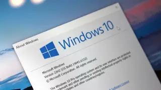 Windows 10’s lifeline extended to 2027 sparks Windows 11 debate