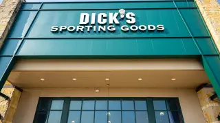 Dick's Sporting Goods Faces Q2 Revenue Miss, Foot Locker Outlook Trimmed