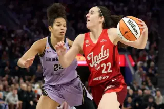 Clark Becomes Fastest WNBA Player to 500 Assists in Fever's Close Loss