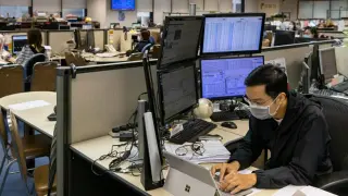 Nikkei Hits Record as Asia-Pacific Markets Rally Amid Iran Tensions
