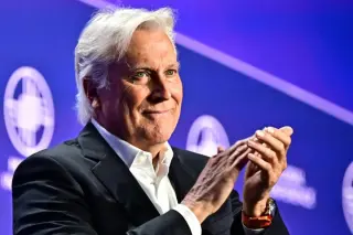 Dodgers Owner Mark Walter Faces Federal Scrutiny Over Related-Party Loans
