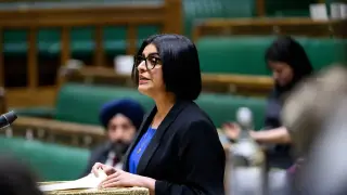 UK Home Secretary to Reopen Refugee Resettlement Scheme, Prioritizing Palestinians and Afghan Women