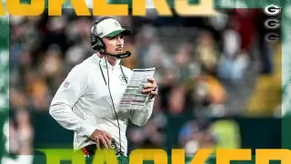 Packers Sign Tomlinson, Becton to Address Offensive Line Crisis