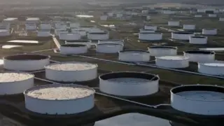 U.S. Crude Stocks Fall as Demand Slows, Prices Mixed