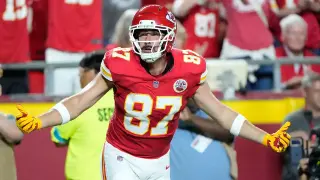 Swift-Driven Spark Helps Kelce Push Chiefs to 2-0 Start