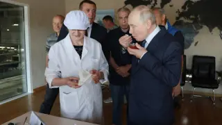 Sanae Takaichi Rebukes Putin Over Kuril Island Visit, Heightening Tensions
