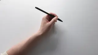 Dominant Hand Shaped by Practice, Not Innate Wiring