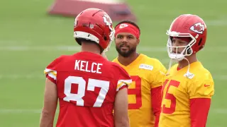 Kelce vows to elevate leadership for Chiefs in 2026