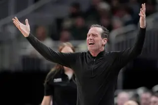 Cleveland Stands By Kenny Atkinson After East Finals Run