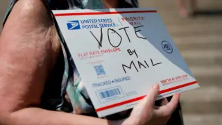 US Judge Blocks USPS Mail-Voting Overhaul Ahead of Midterm Ballots