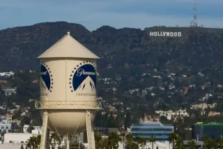 Court freezes $81B Paramount-Warner merger for two weeks as states move to challenge