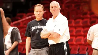 Popovich Marries Ex-Assistant's Ex-Wife in Texas