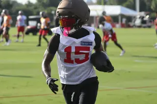Bucs Camp Day 2: Browning Sparks, Receivers Shine Amid Depth Chart Battle