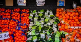Iran War Pushes U.S. Inflation to Three-Year High, Fed Weighs Rate Hikes