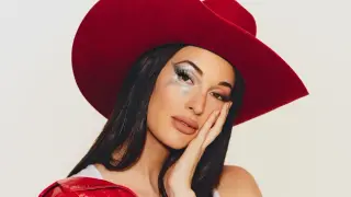 Kacey Musgraves Rediscovers Country on Middle of Nowhere, With a Miranda Lambert Duet