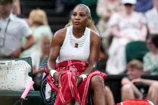 Knee setback dents Serena Williams’ Wimbledon comeback as Evans bows out in final tournament