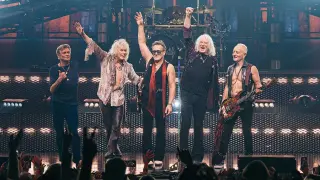 Def Leppard Unveils 45-Date 2027 North American Tour with Goo Goo Dolls and The Struts