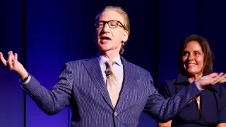 Maher Accepts Mark Twain Prize, Jokes About Trump and a Concealed Kennedy Center