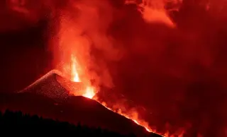 Dormant Greek Volcano Reveals Hidden Magma Under 100,000-Year Silence