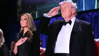 Trump Returns to WHCA Dinner, Honoring Secret Service Hero After Shooting