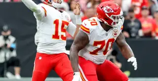 Chiefs' Kahlil Benson and Kenneth Walker shine as Kansas City tops AFC West