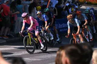 Giro d'Italia: Milan safety row ends with GC neutralisation compromise