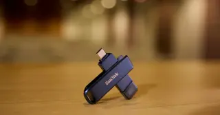 Expand iPhone storage on the go with Sandisk Phone Drive