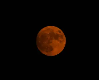 Colorado Ready for a Red-Hued Lunar Eclipse Tonight