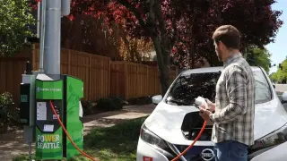 Seattle Launches Public Application for 200 New Curbside EV Chargers