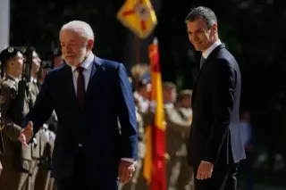 Lula and Sánchez unite progressives in Barcelona for a peace-focused summit push