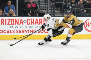 Kings Face Depth Crisis as Wright Debuts in Vegas