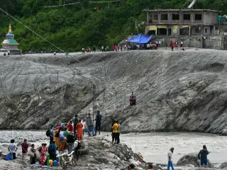 When Himalayan Floods Strike, Warnings Must Cross Borders