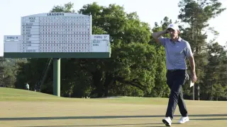 Masters 2026: Young rallies to share lead with McIlroy after dramatic Round 3